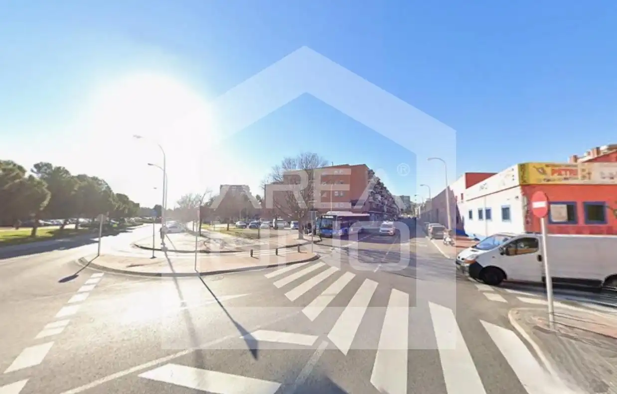 Außenansicht von Wohnung zum Verkauf in  Madrid Capital mit Heizung und Terrasse