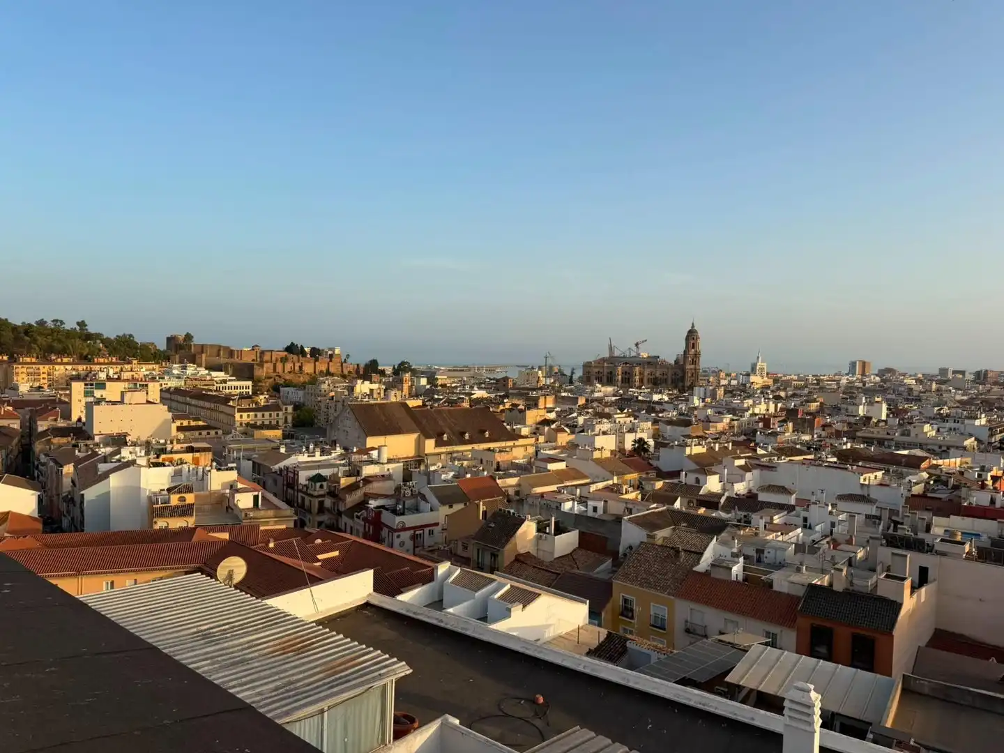 Vista exterior de Ático en venta en Málaga con Aire acondicionado, Calefacción y Parquet