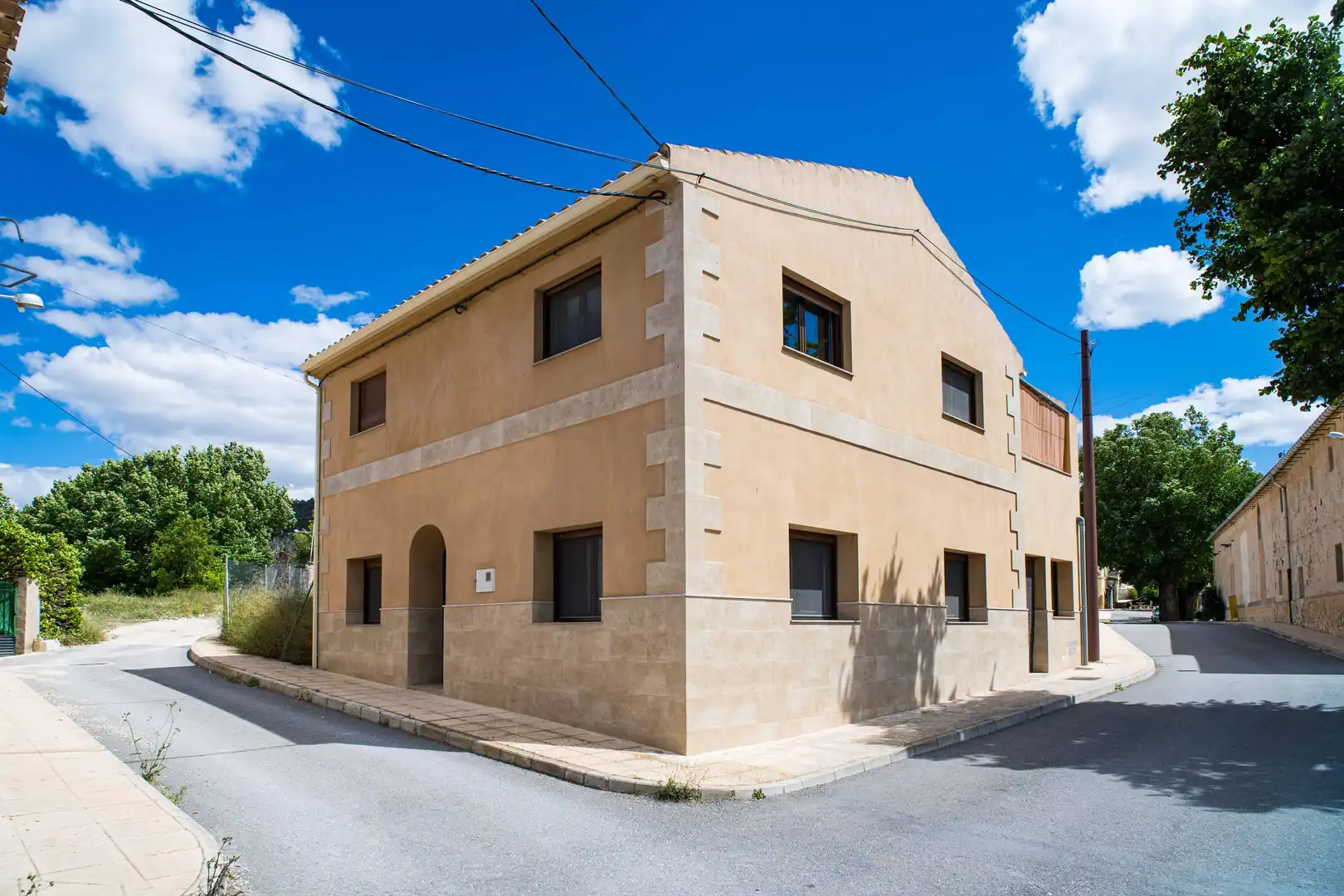 Adosado en venta en El Pinós / Pinoso