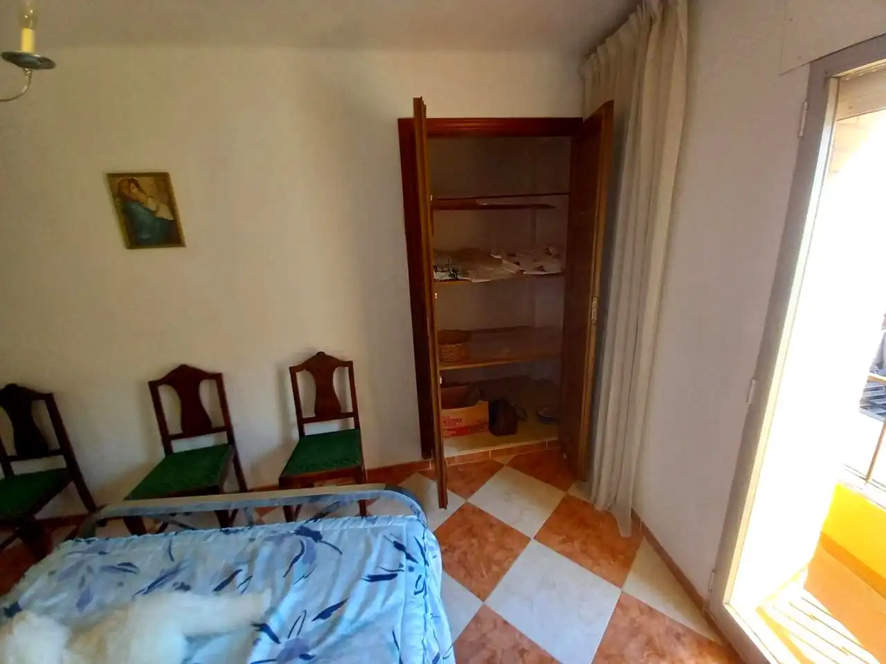 Habitación de Casa o chalet en venta en Codo con Jardín privado, Trastero y Balcón