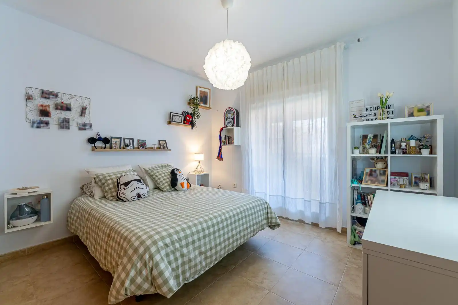 Dormitori de Casa o xalet en venda en Alhaurín de la Torre amb Aire condicionat, Calefacció i Jardí privat