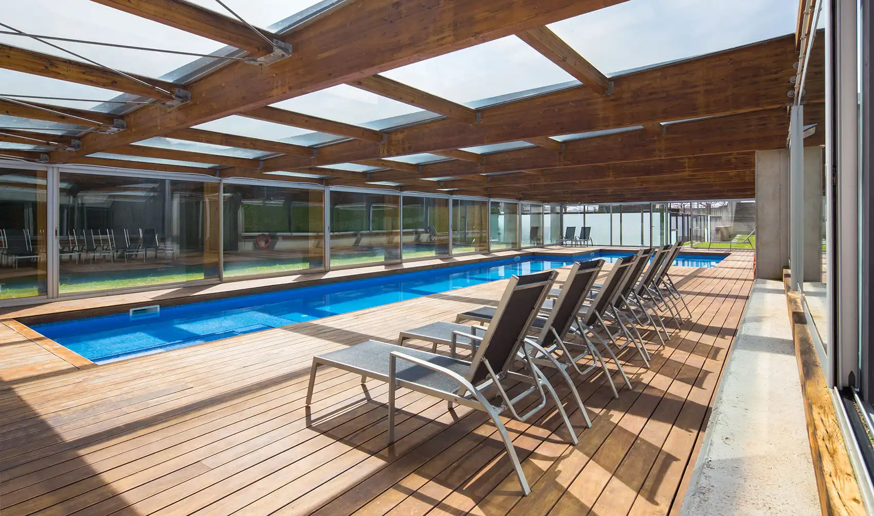 Piscina de Piso en venta en Santander con Calefacción, Parquet y Terraza