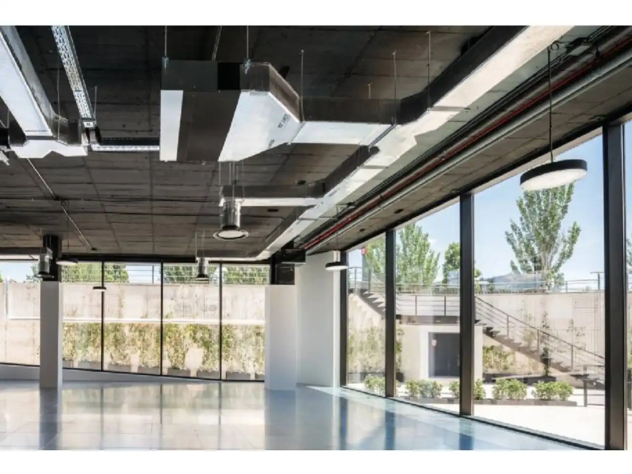Büro zur Miete in Pozuelo de Alarcón mit Klimaanlage und Alarm