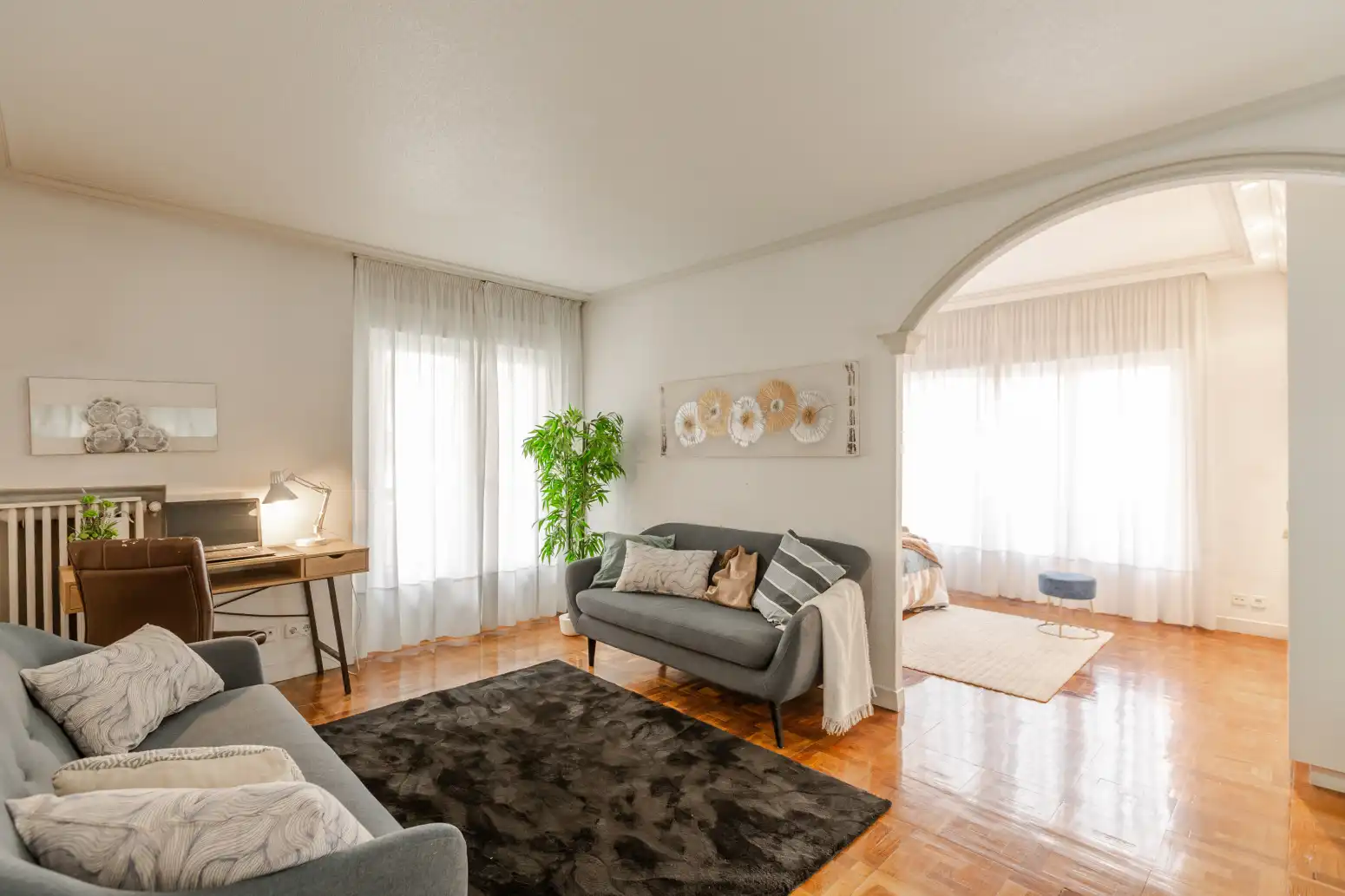 Sala de estar de Piso en venta en  Pamplona / Iruña con Calefacción y Parquet
