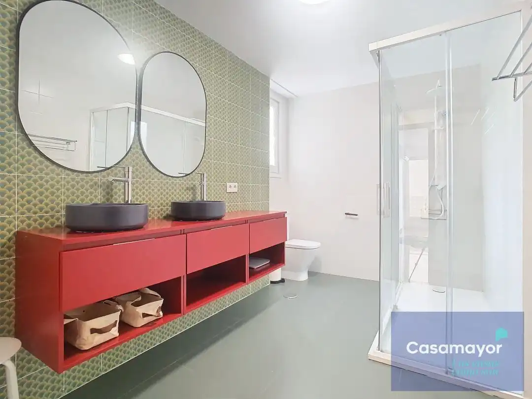 Baño de Piso de alquiler en Centro