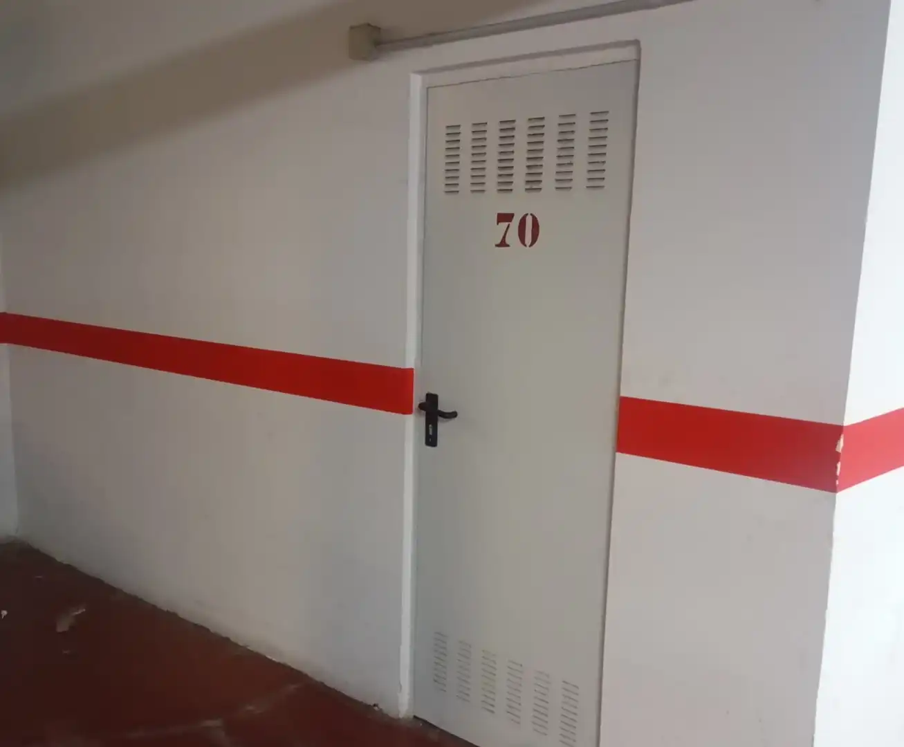 Aparcament amb ascensor en venda a Camino de las Banqueras, imagen 7