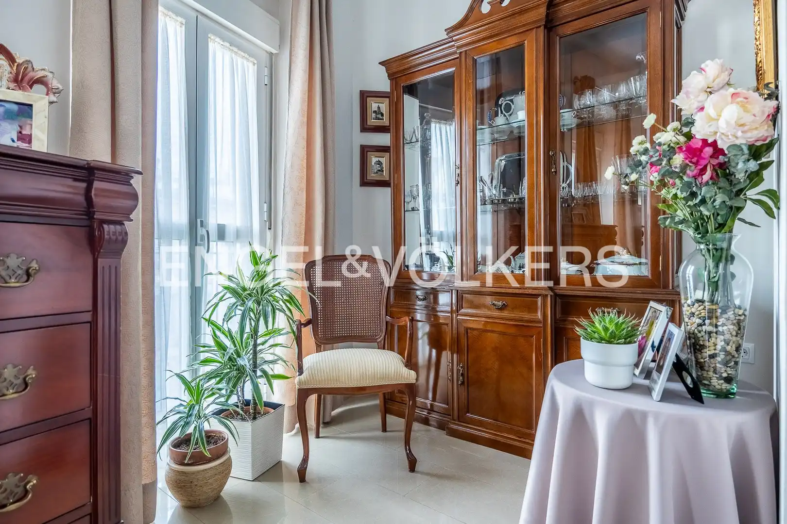 Comedor de Piso en venta en Sevilla con Calefacción