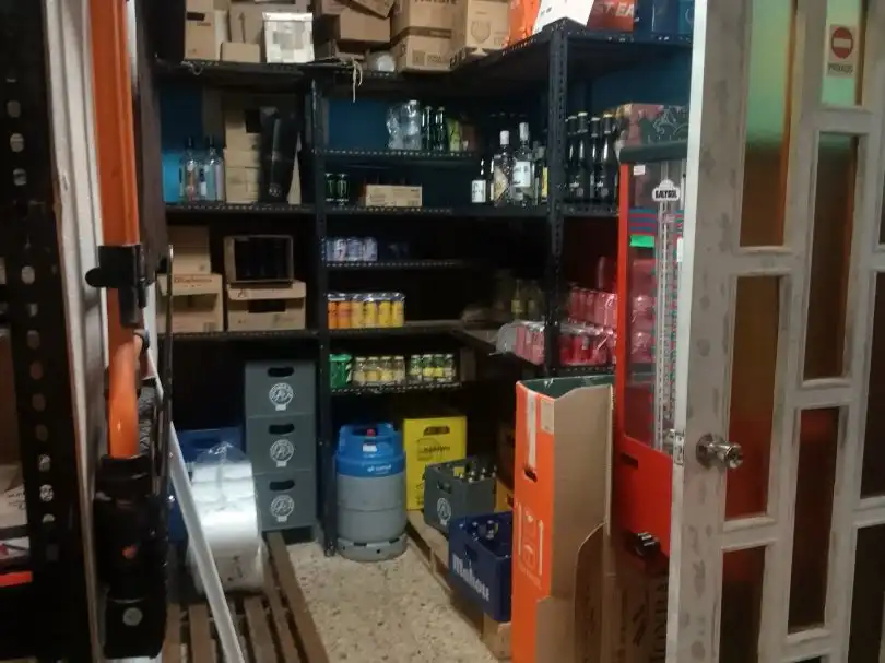 Local de alquiler en Fene
