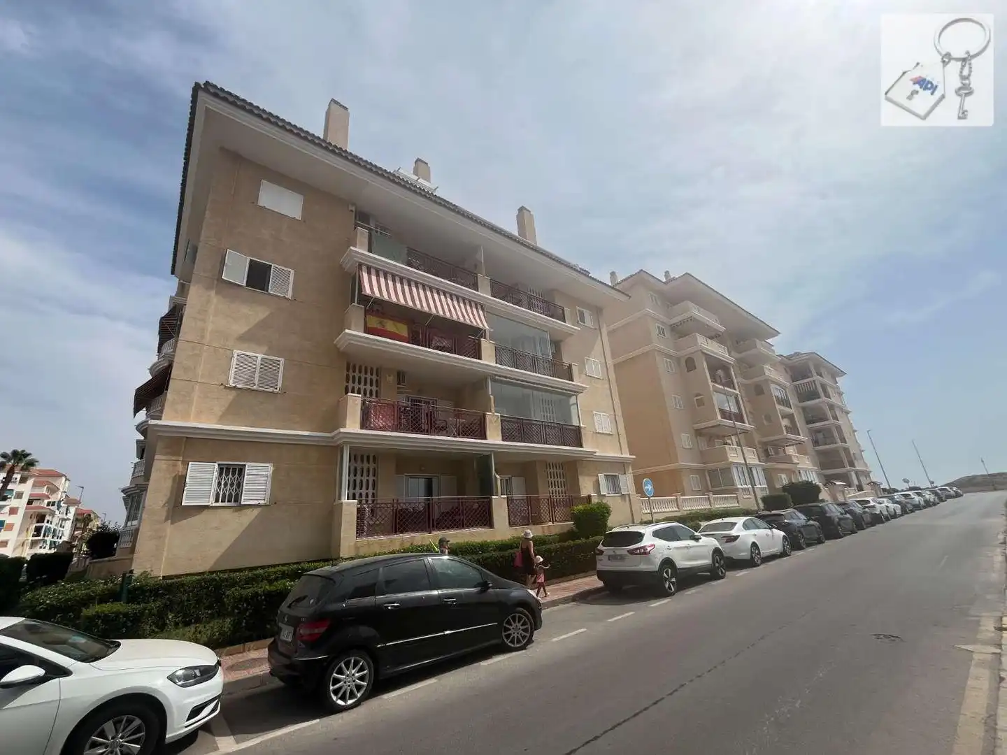 Vista exterior de Apartament en venda en Torrevieja amb Aire condicionat, Terrassa i Piscina