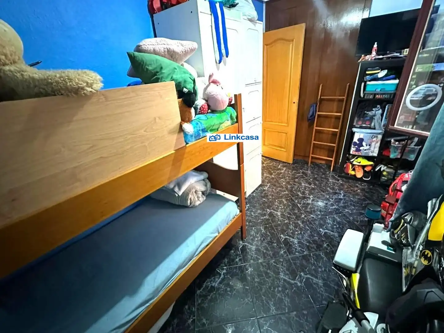 Bedroom of Flat for sale in Madrid  with Balcony