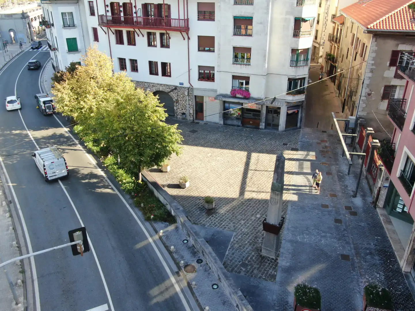 Vista exterior de Local de alquiler en Deba