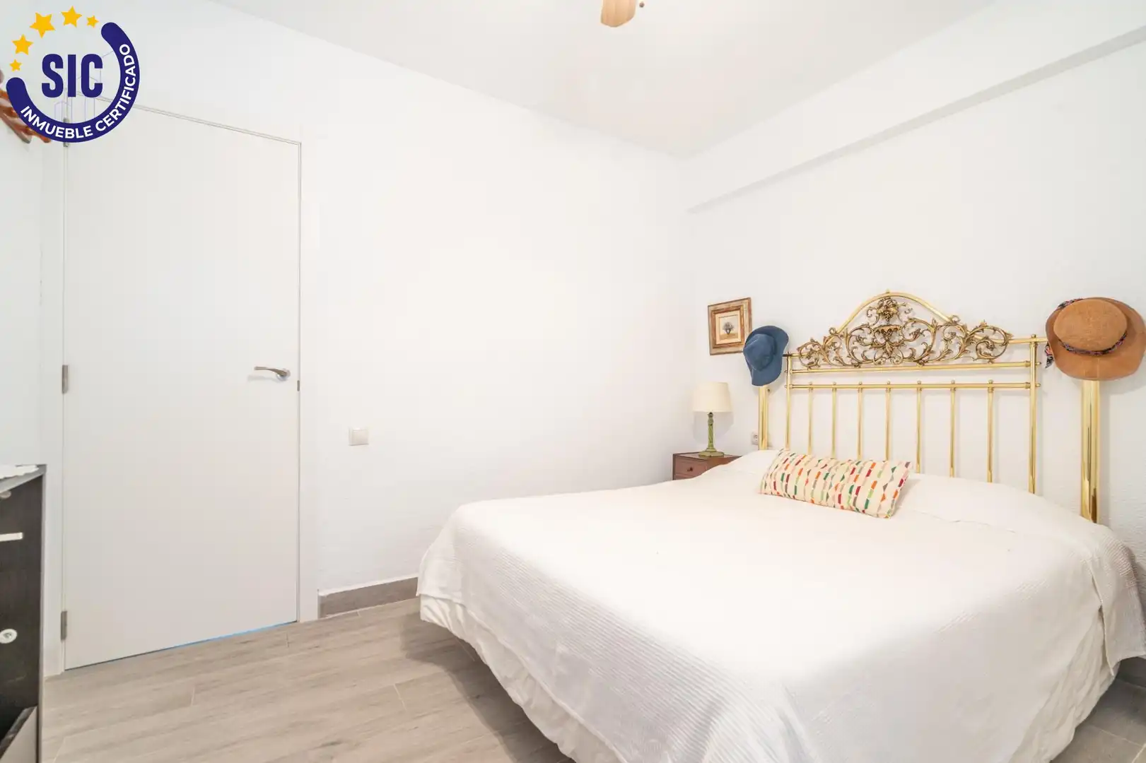 Bedroom of Apartments for sale in Valencia  with Air Conditioner, Heating and Private garden
