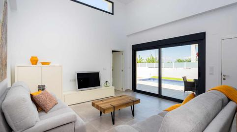 Foto 5 de Casa adosada en venda a Calle Manuel de Falla, Daya Nueva, Alicante