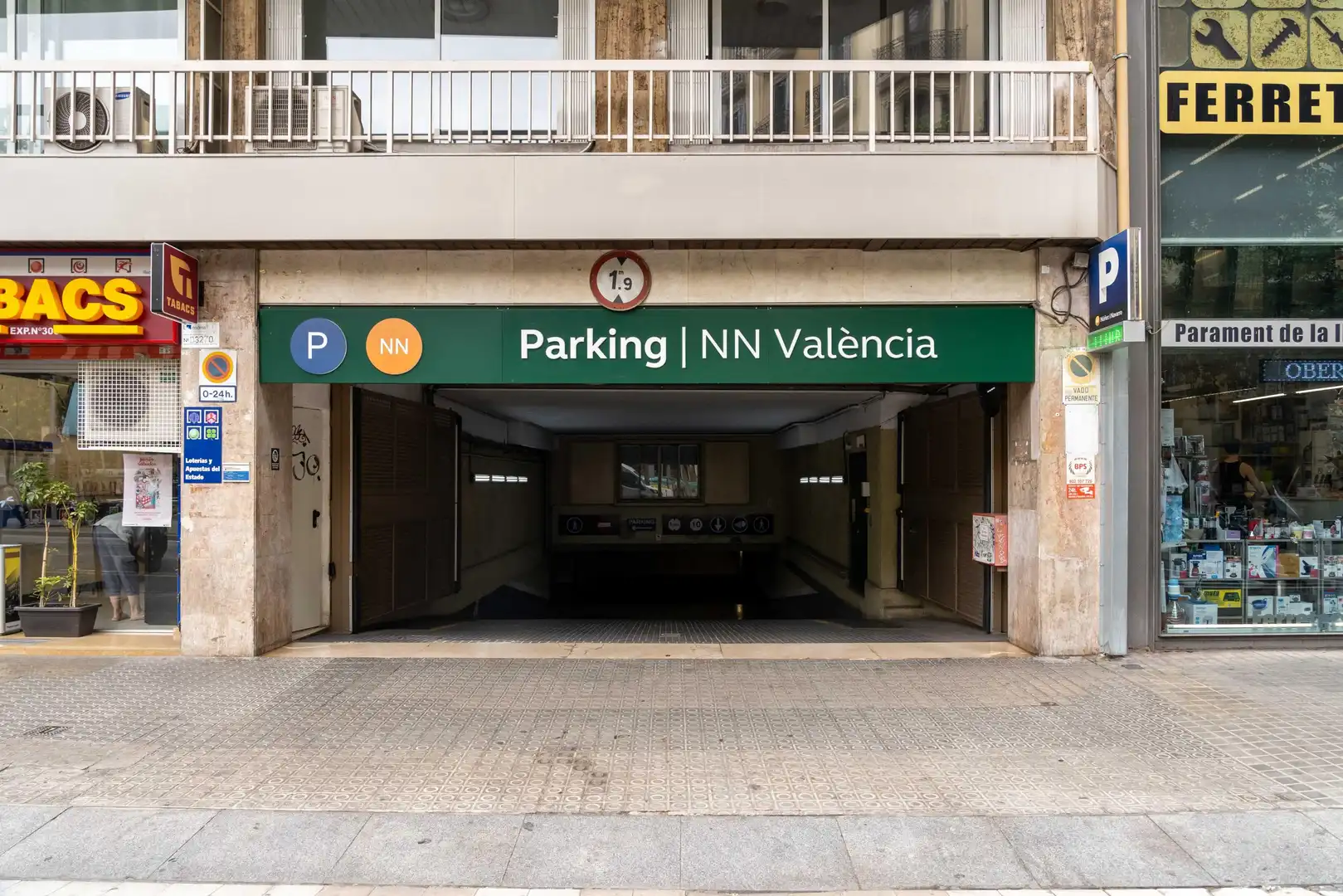 Einzelparkplatz zur Miete in CALLE VALENCIA 375