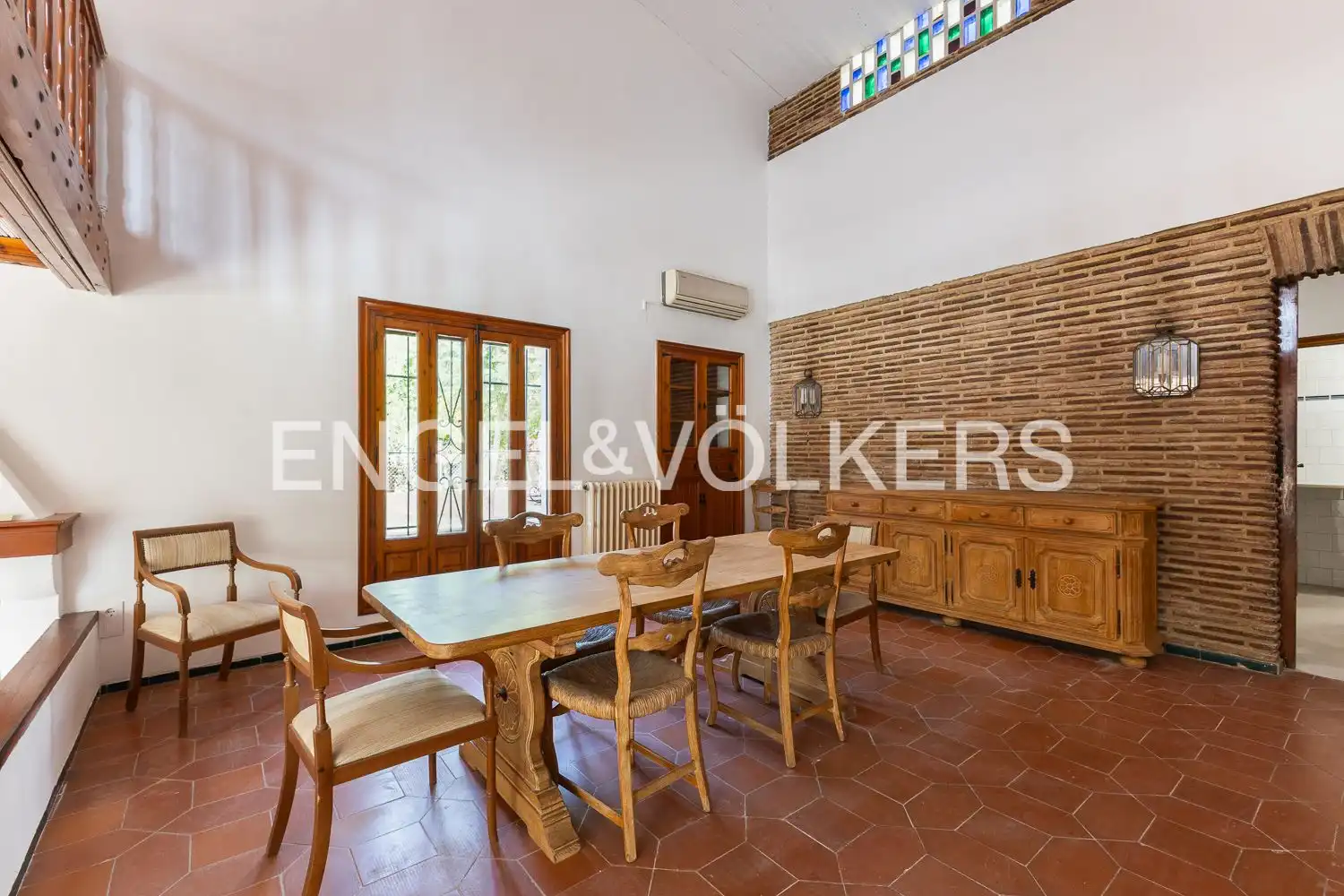 Comedor de Casa o chalet de alquiler en Paterna con Aire acondicionado, Calefacción y Jardín privado