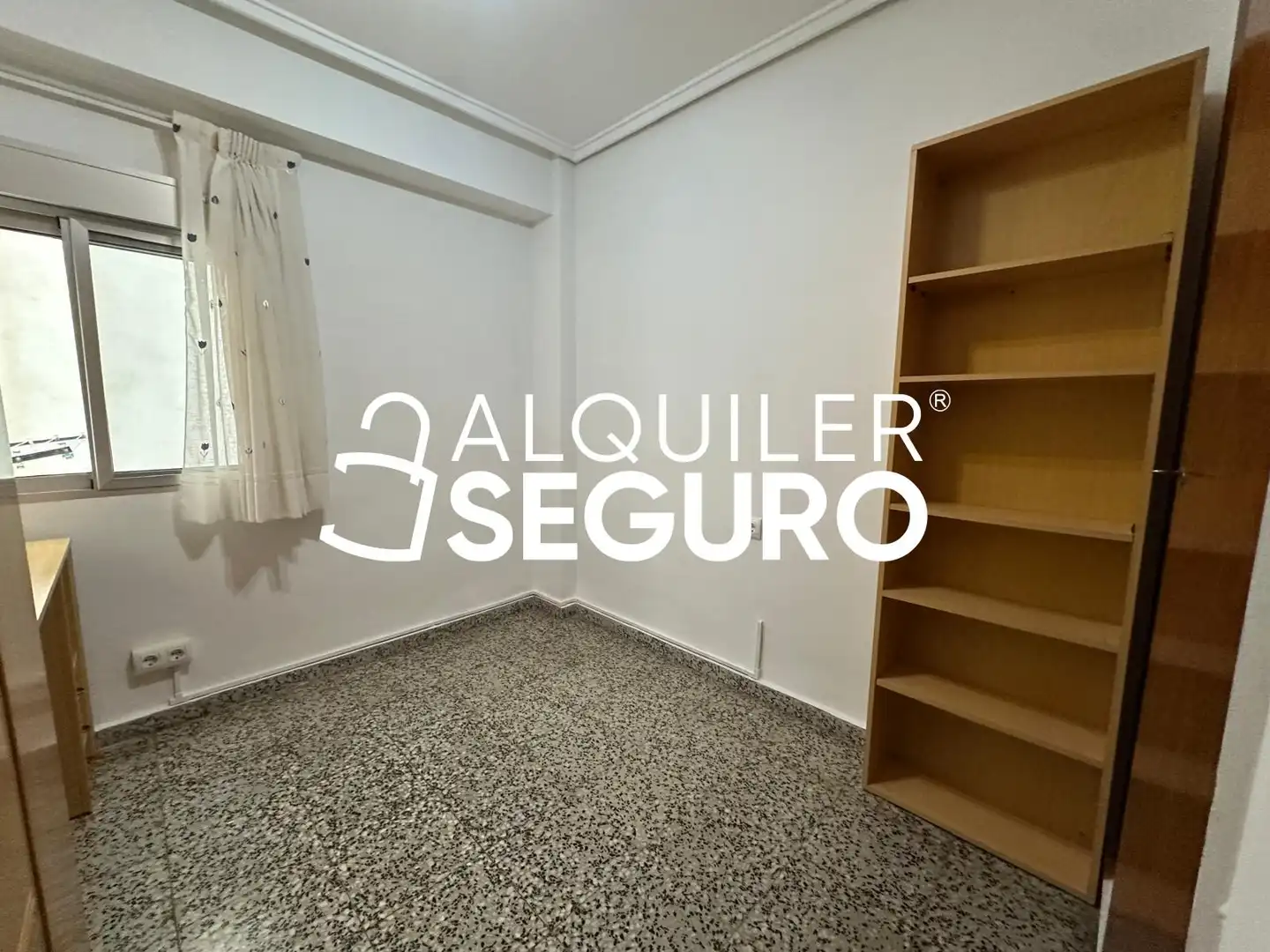 Bedroom of Flat for rent in Valencia  with Air Conditioner and Furnished