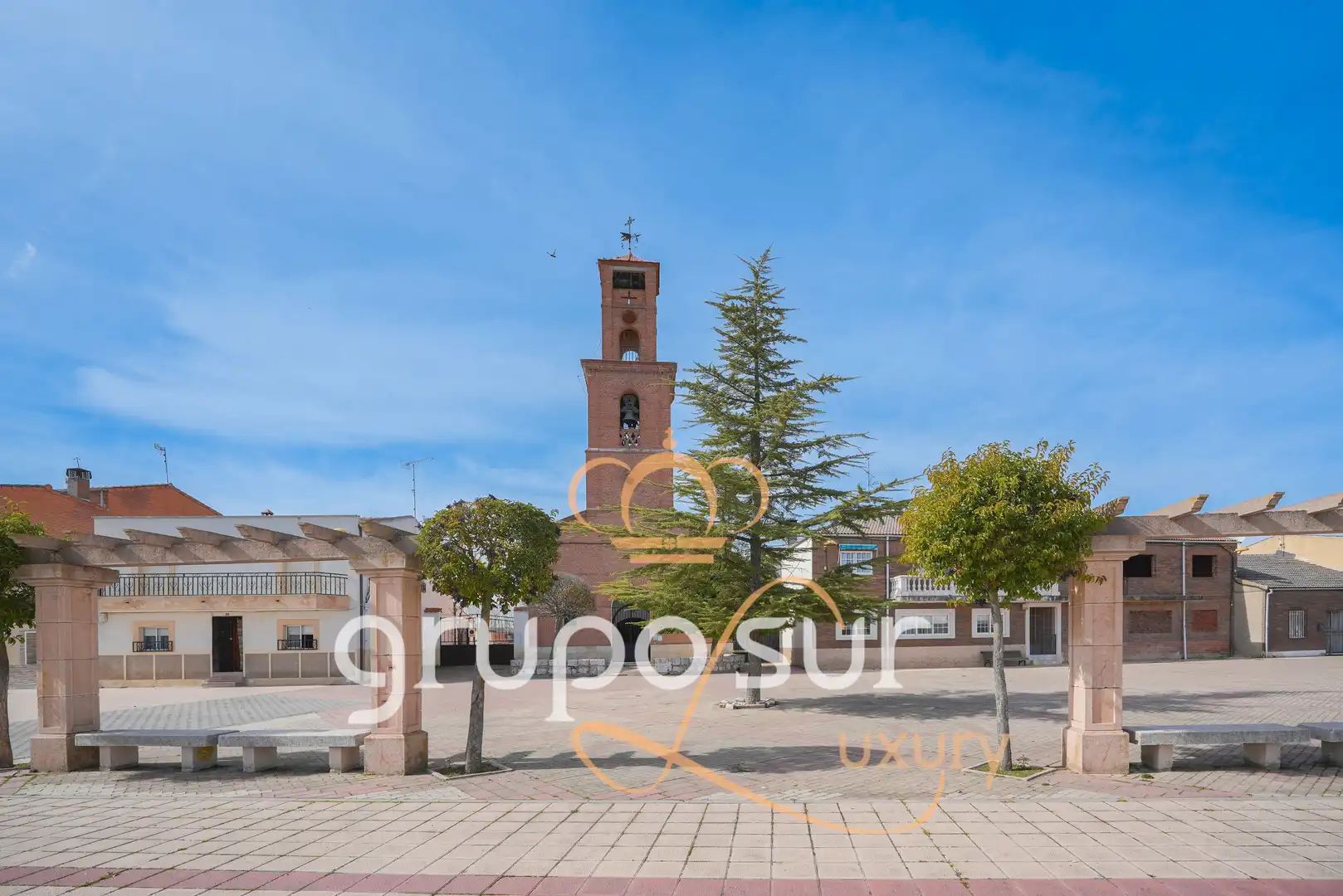 Houses for sale in Carretera Villanueva, 8, Puente Duero