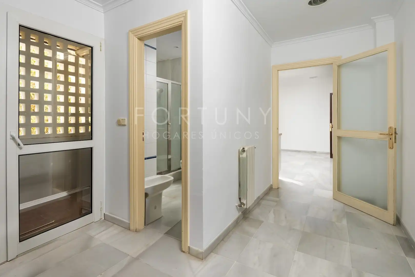 Flat for sale in Málaga  with Air Conditioner, Terrace and Storage room
