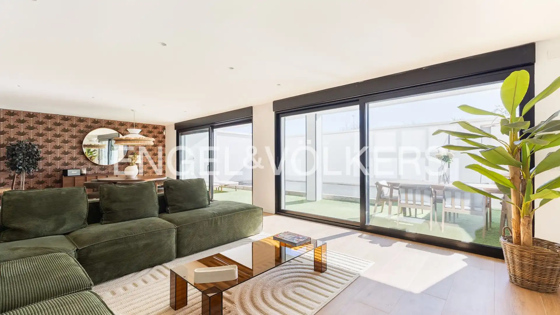 Living room of Houses for sale in Picanya  with Air Conditioner, Heating and Private garden