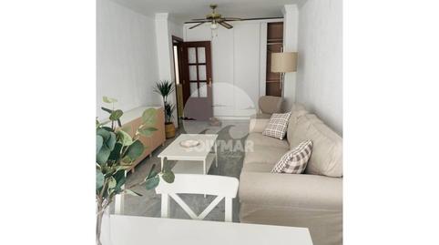 Foto 3 de Piso de alquiler en Julian Fuentes, Playa del Rincón, Málaga