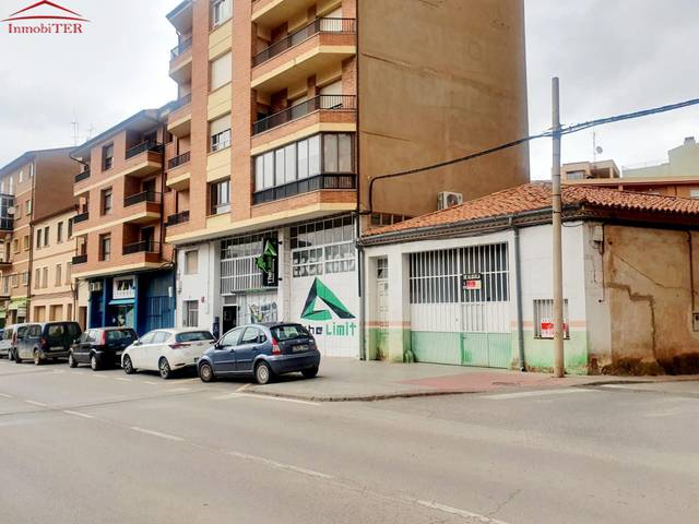 Nave industrial en Alquiler en Arrabal - Carrel - San Julián