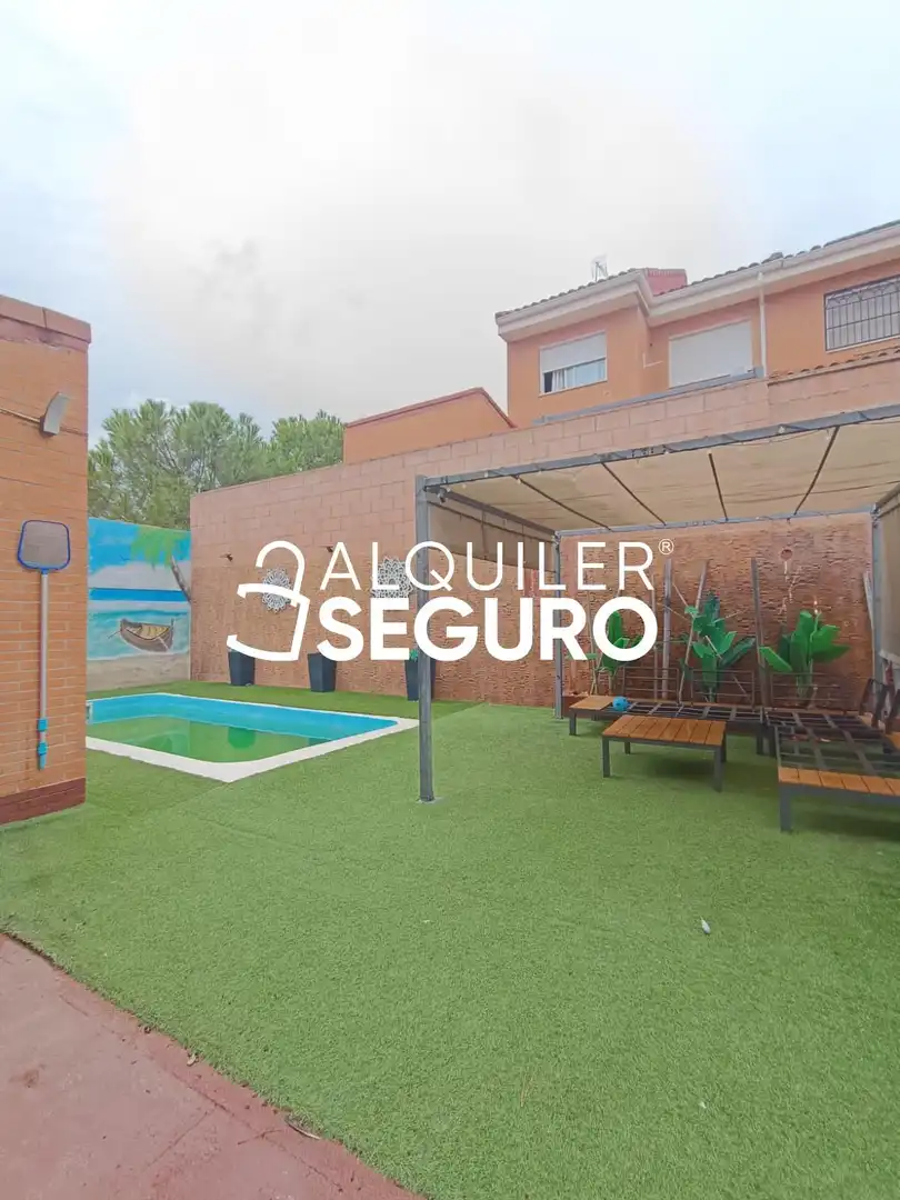 Garden of Houses for rent in Los Robles  