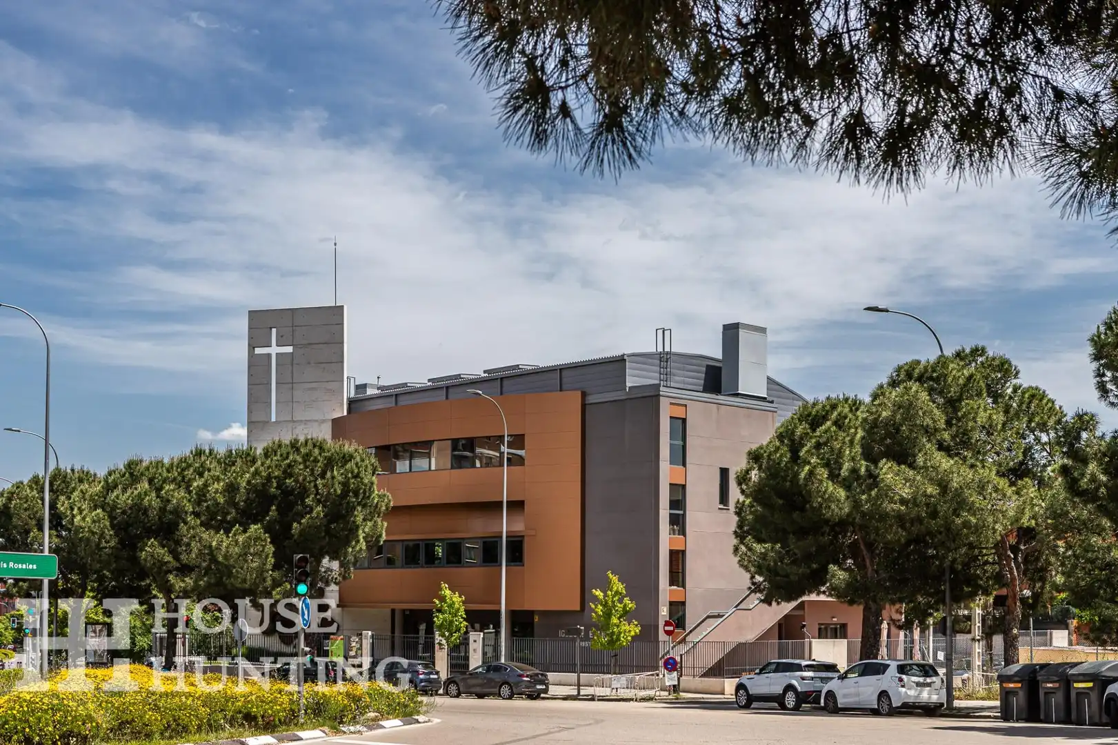 Vista exterior de Piso en venta en Madrid con Calefacción