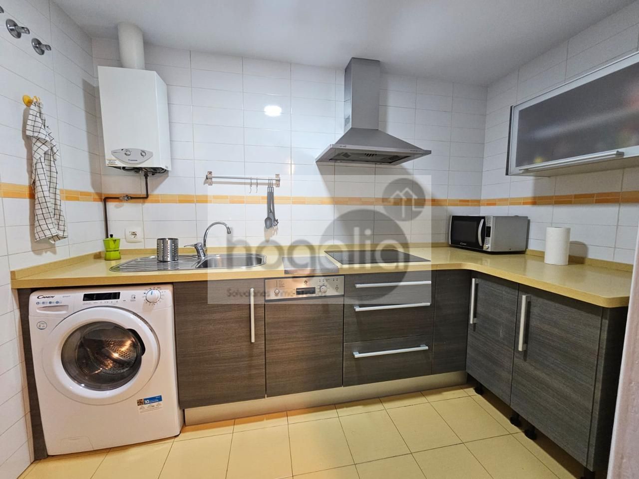 Cuina de Dúplex de lloguer en  Sevilla Capital amb Aire condicionat i Moblat