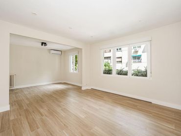 Wohnung mit Aufzug zum Verkauf in Avenida de Bruselas