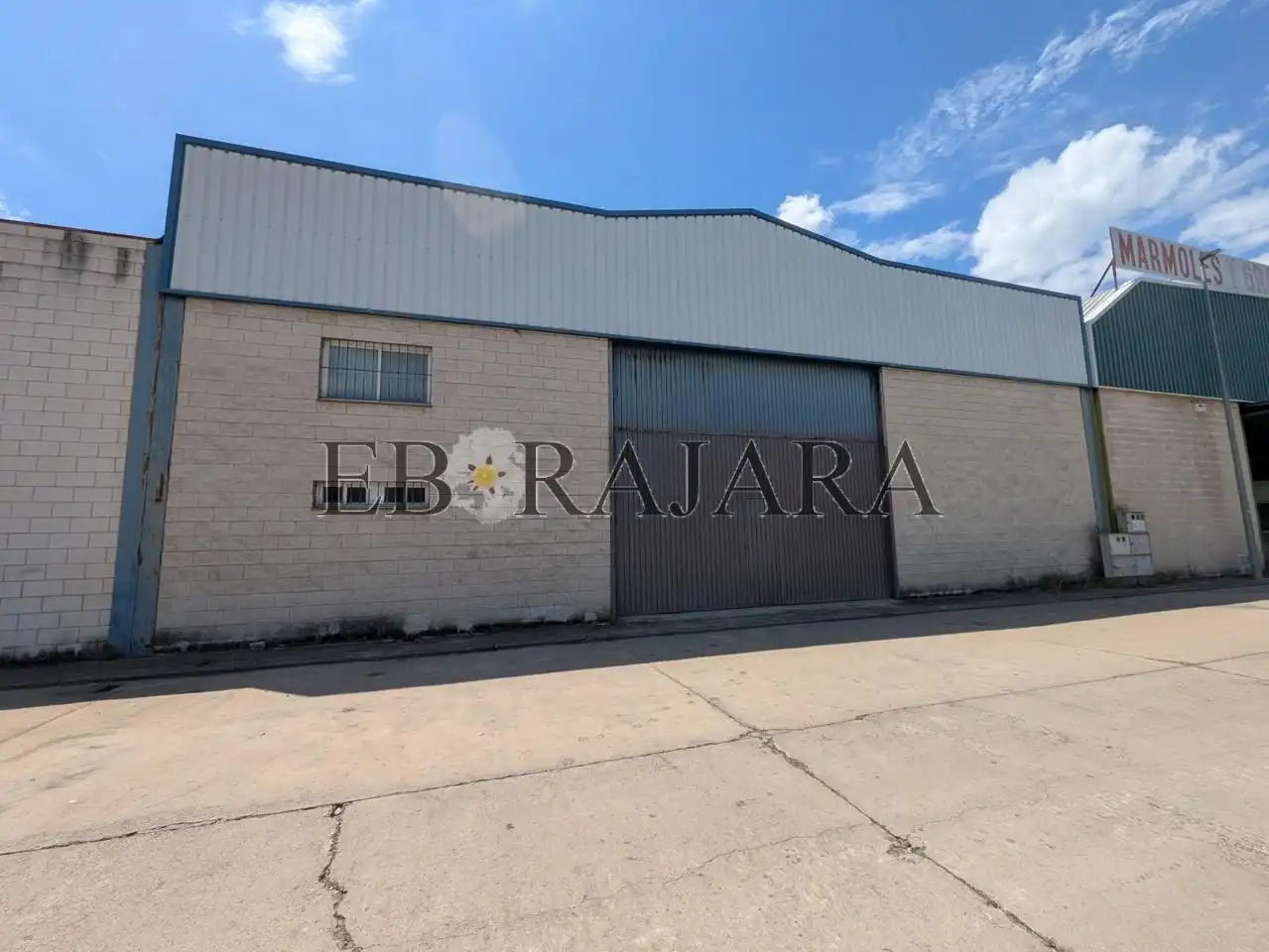Industrial building for sale in céramica