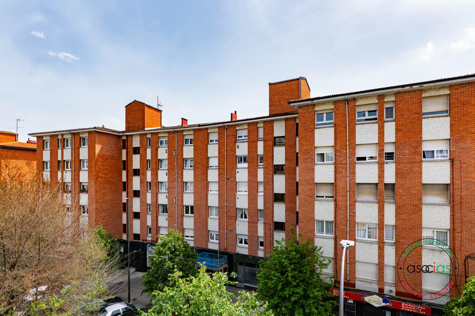 Vista exterior de Pis en venda en Gijón  amb Calefacció, Parquet i Terrassa