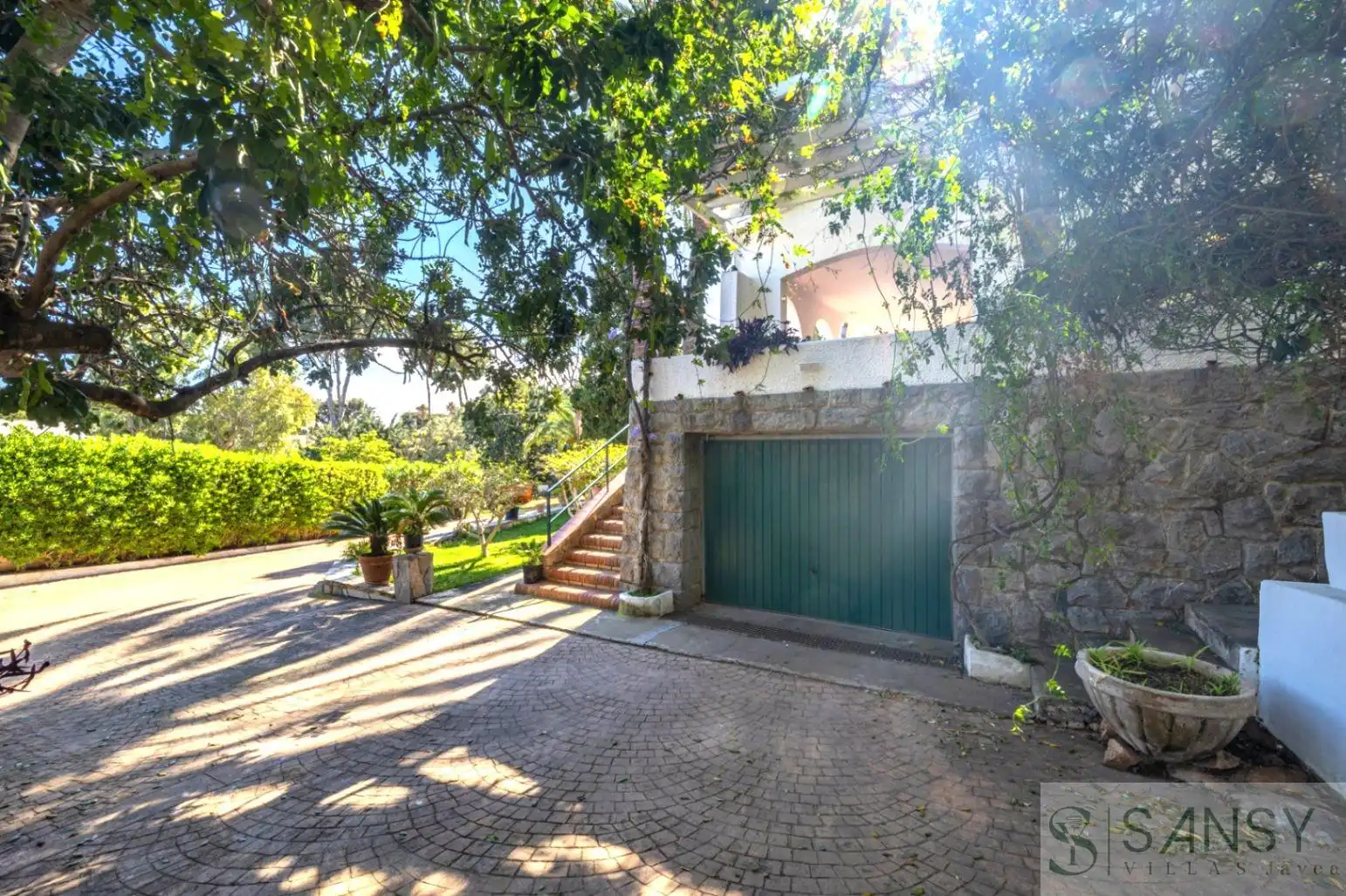 Houses for sale in Las Rotas / Les Rotes