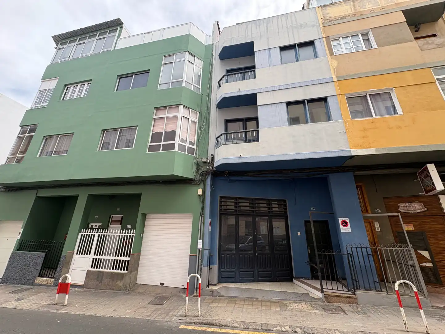 Vista exterior de Pis en venda en Las Palmas de Gran Canaria amb Balcó