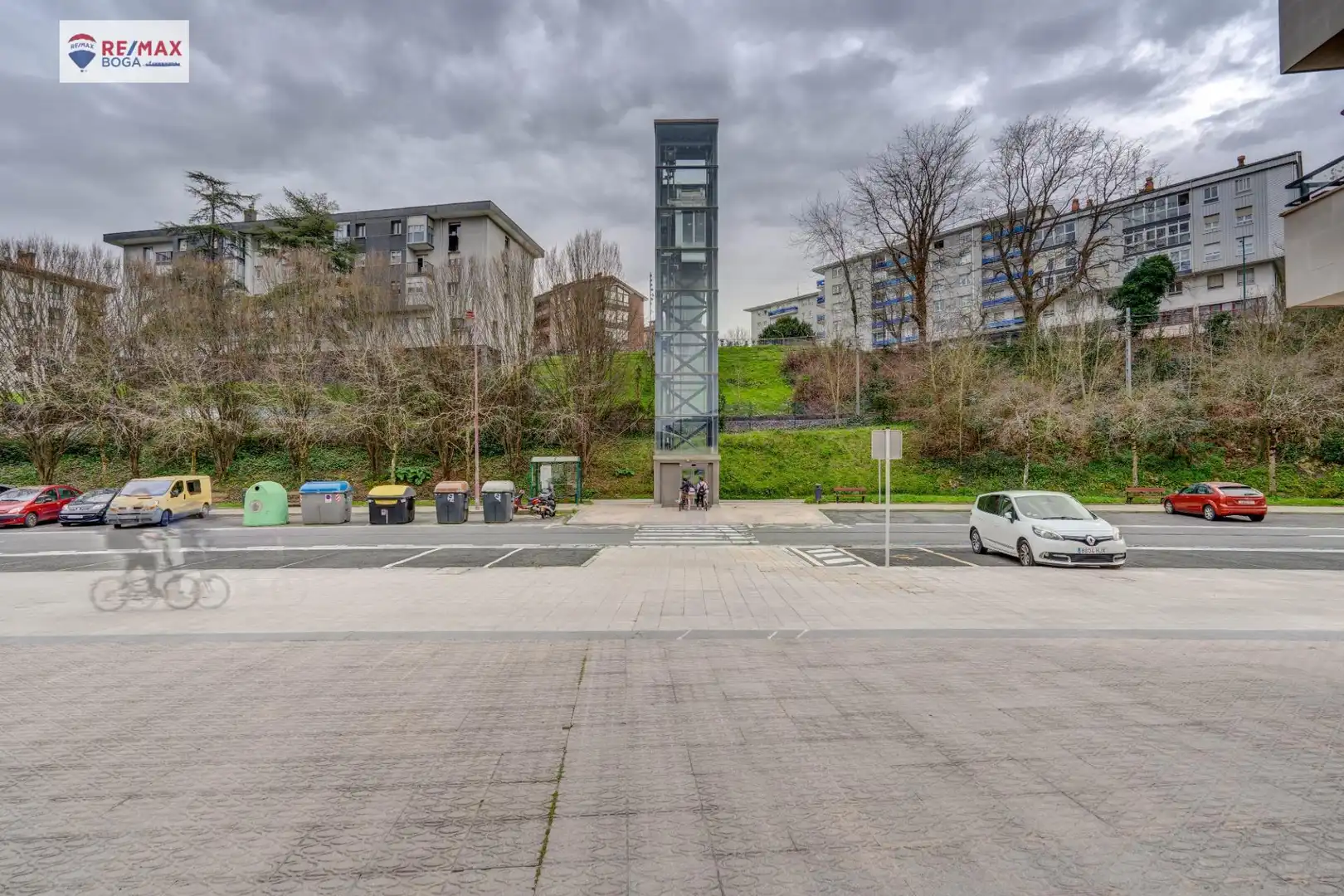 Parkplatz von Wohnung zum Verkauf in Zarautz mit Privatgarten