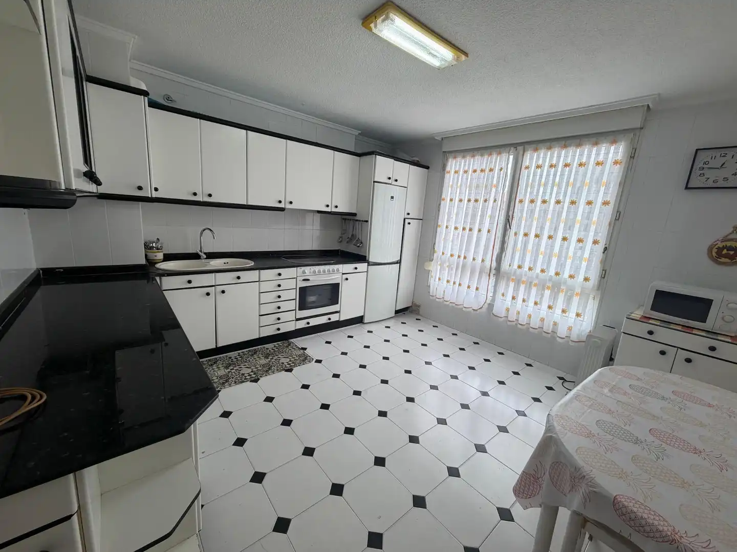 Kitchen of Flat for sale in Santoña  with Furnished