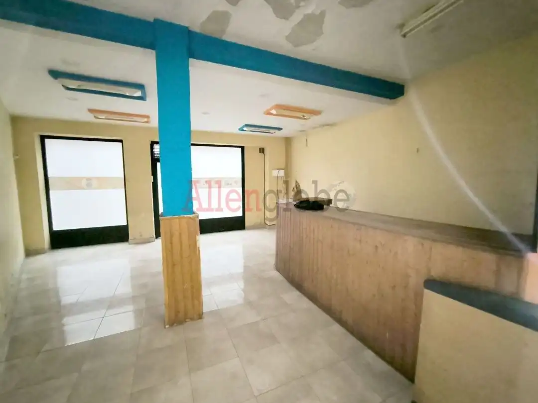 Local comercial en venta en Calle Alcalde Antonio Cienfuegos