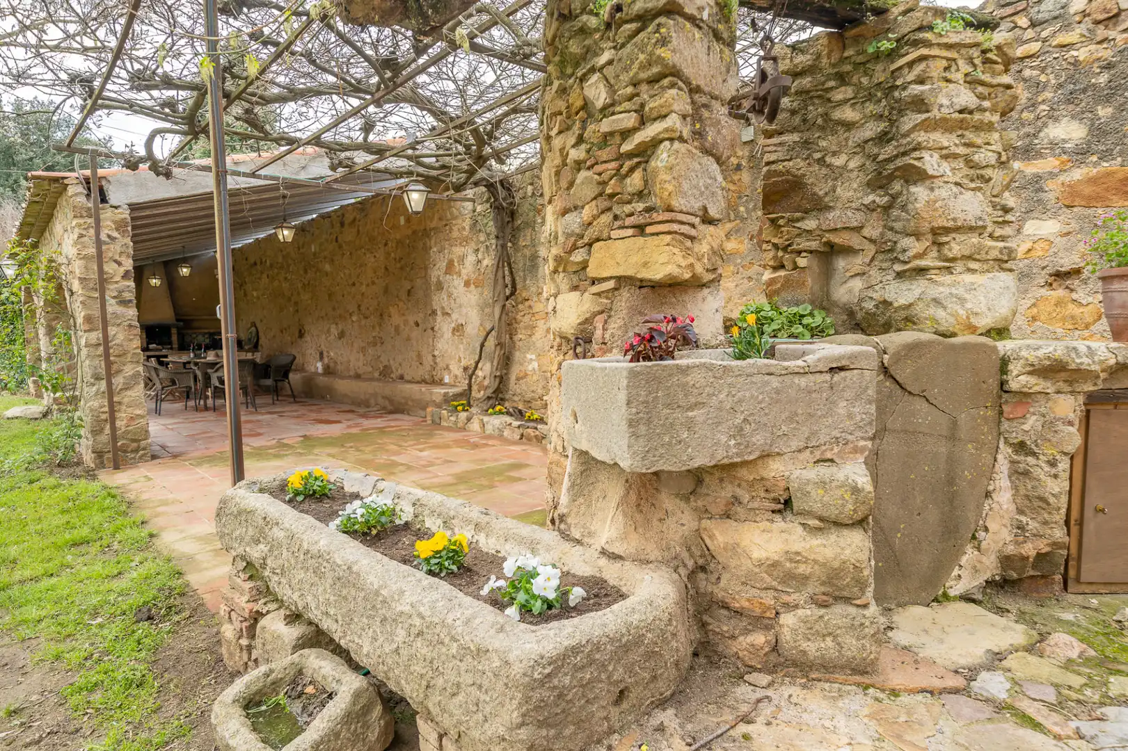 Jardín de Finca rústica en venta en Llagostera con Aire acondicionado, Calefacción y Terraza