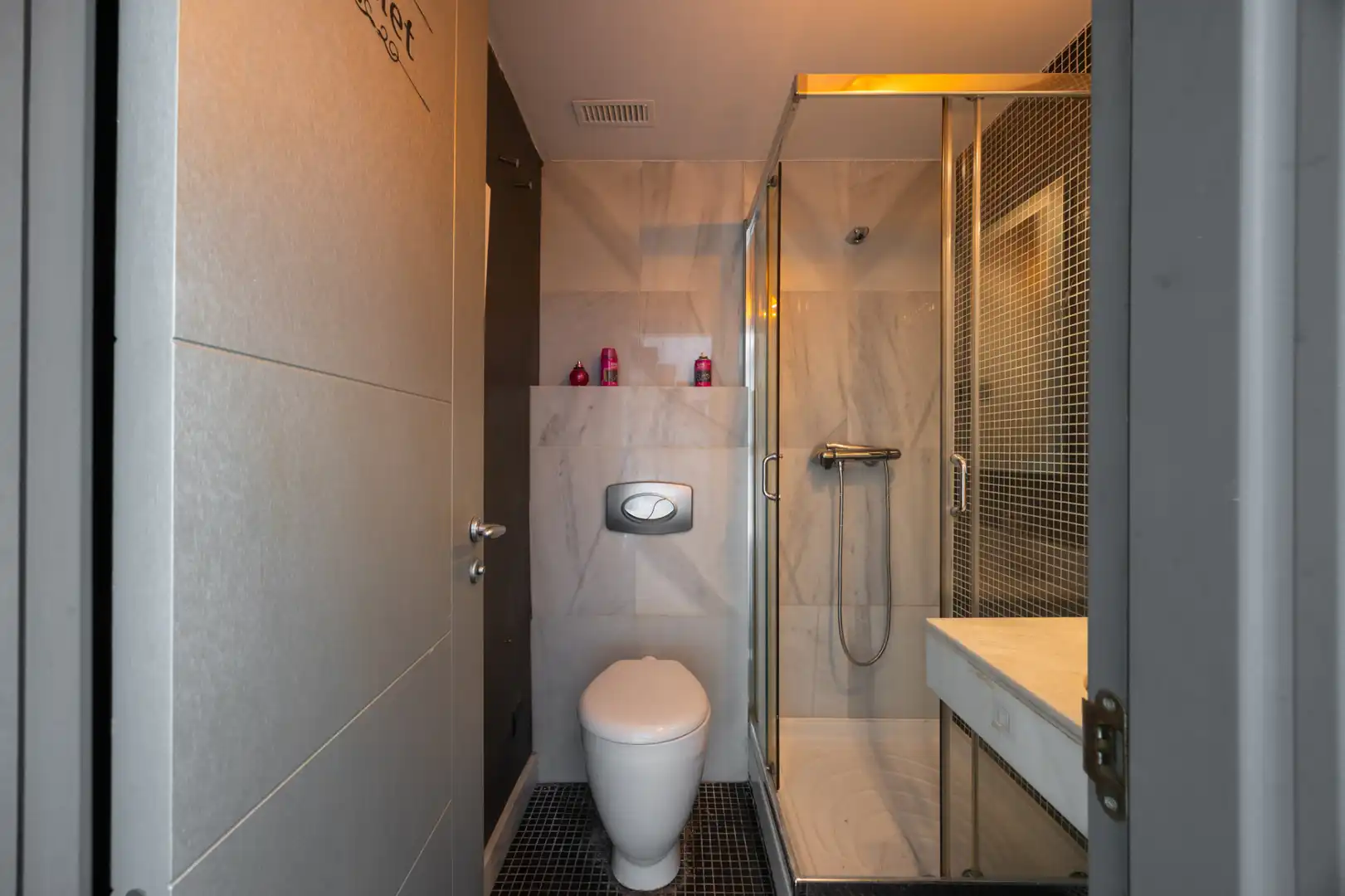 Baño de Dúplex en venta en Madrid con Calefacción