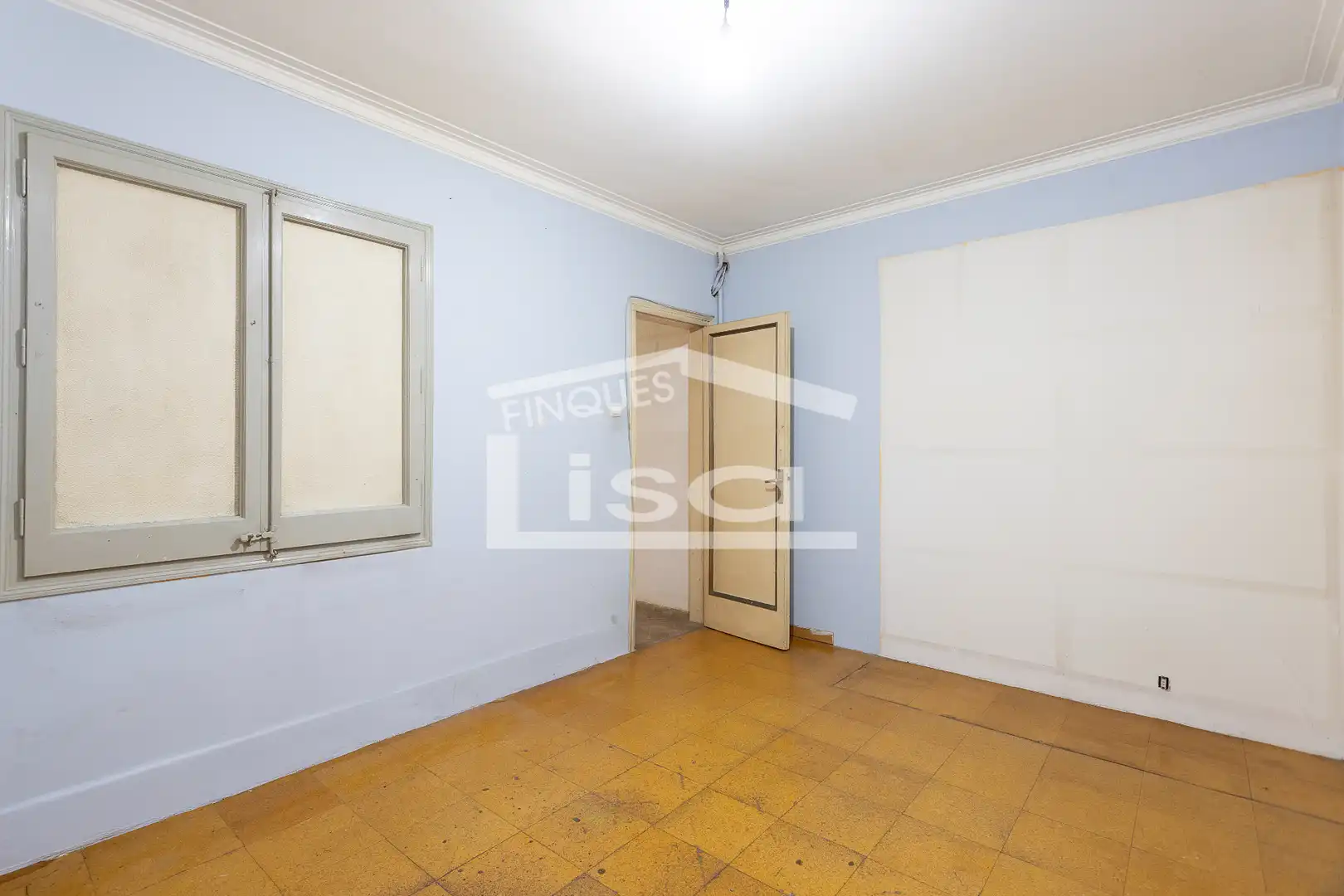 Habitación de Piso en venta en Barcelona con Calefacción, Trastero y Balcón