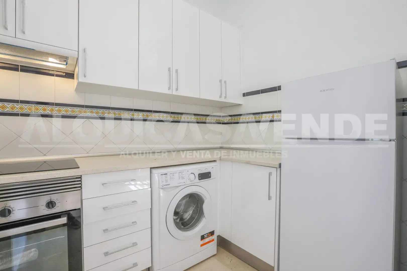 Cocina de Piso de alquiler en Sevilla con Aire acondicionado, Calefacción y Amueblado