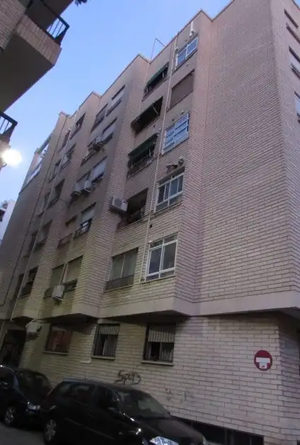 Vista exterior de Pis en venda en Burjassot