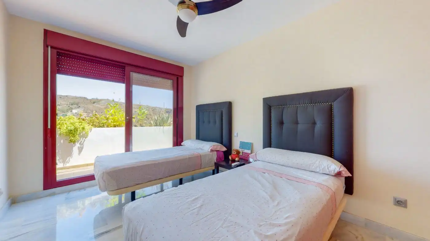 Duplexes for rent to own in Calle Vereda Alta del Rio, Los Flamingos