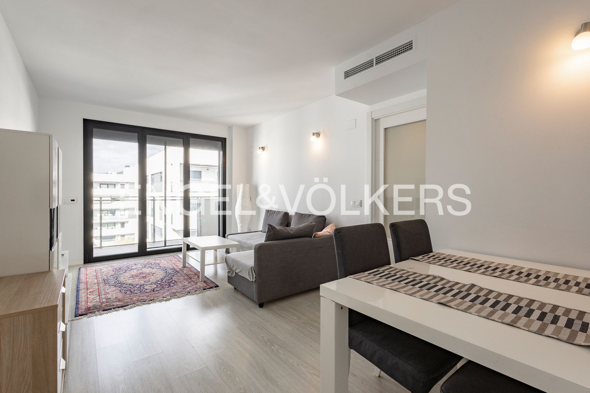 Sala de estar de Ático en venta en Sant Just Desvern con Aire acondicionado, Calefacción y Piscina