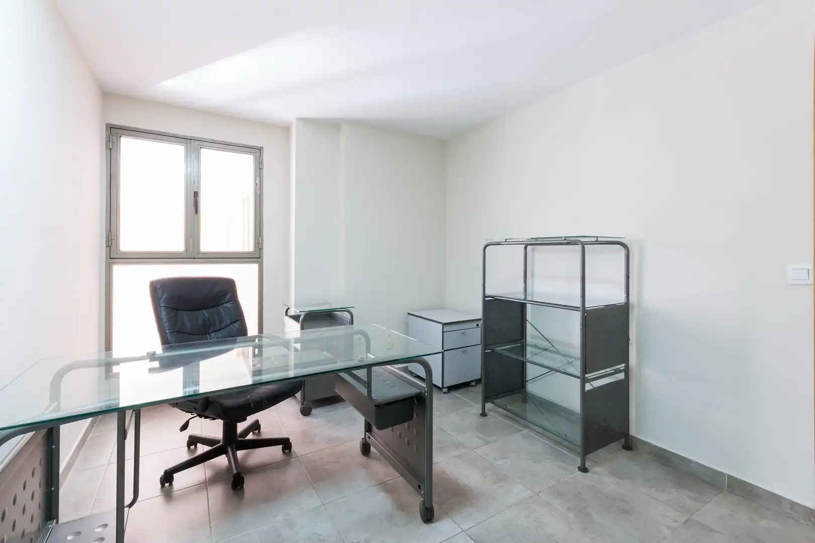 Büro zum Verkauf in Gandia mit Klimaanlage und Heizung
