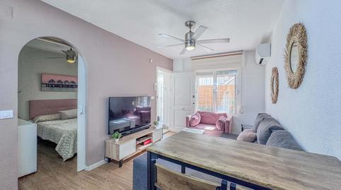 Foto 5 de Casa o xalet en venda a Avenida Laguna Azul, Los Balcones - Los Altos, Alicante