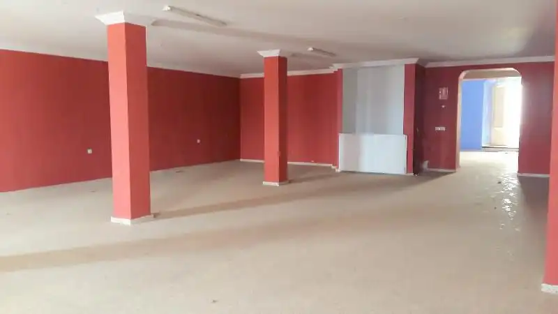 Locale commerciale in vendita a Real 3, imagen 3