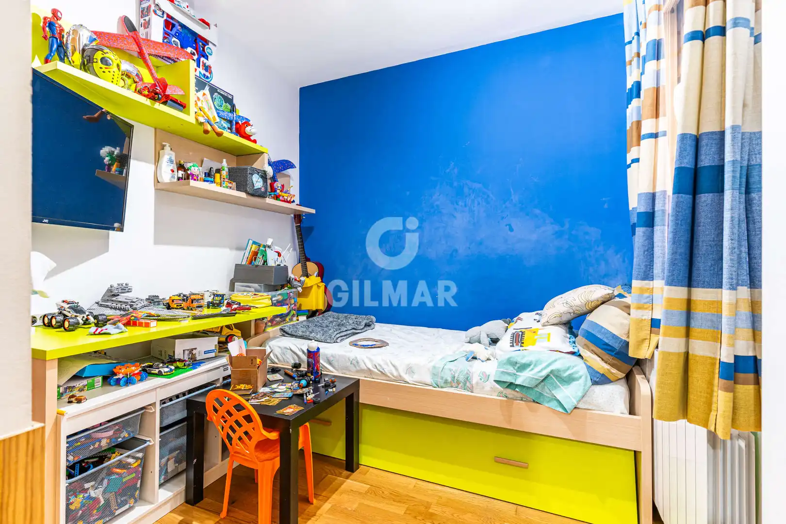 Habitación de Piso en venta en Madrid con Calefacción