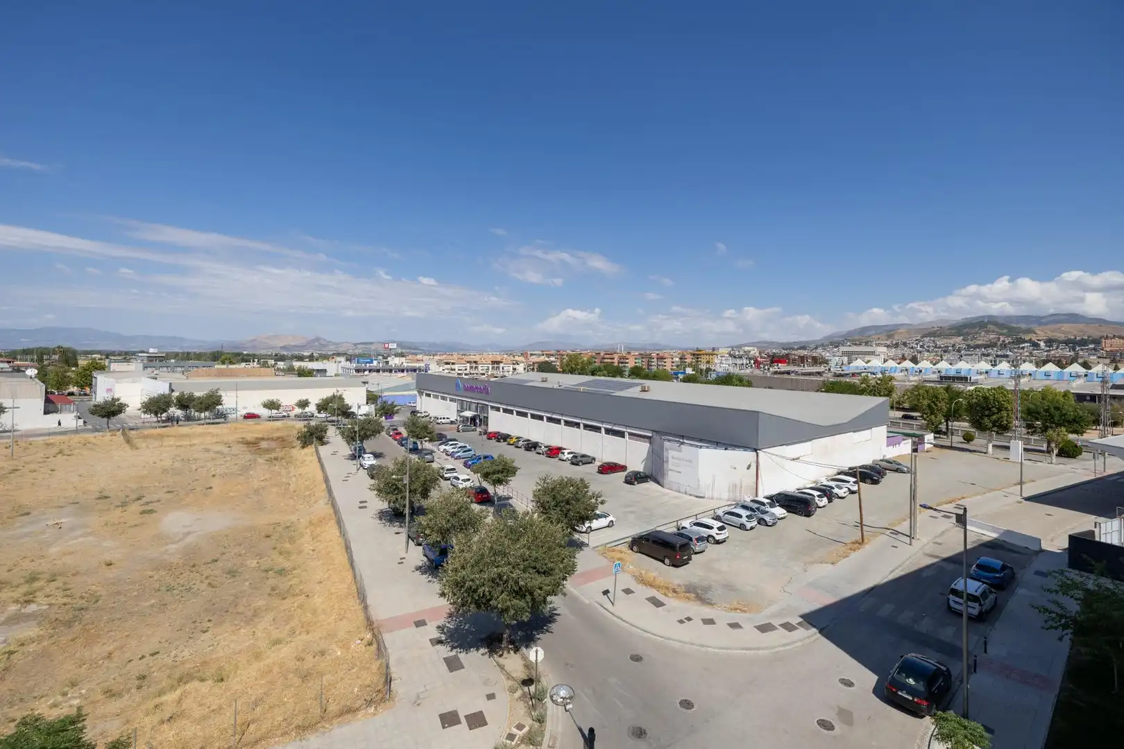 Piso con terraza en venta en Avenida de la Ilustración, imagen 10