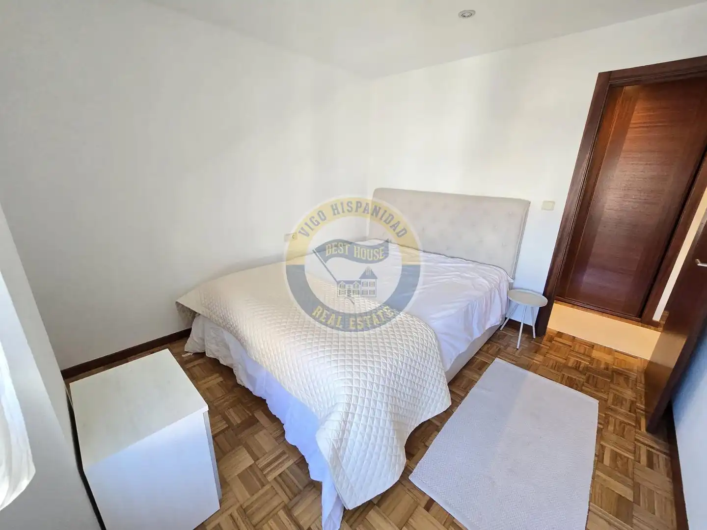 Bedroom of Flat for rent in Vigo   with Heating and Furnished