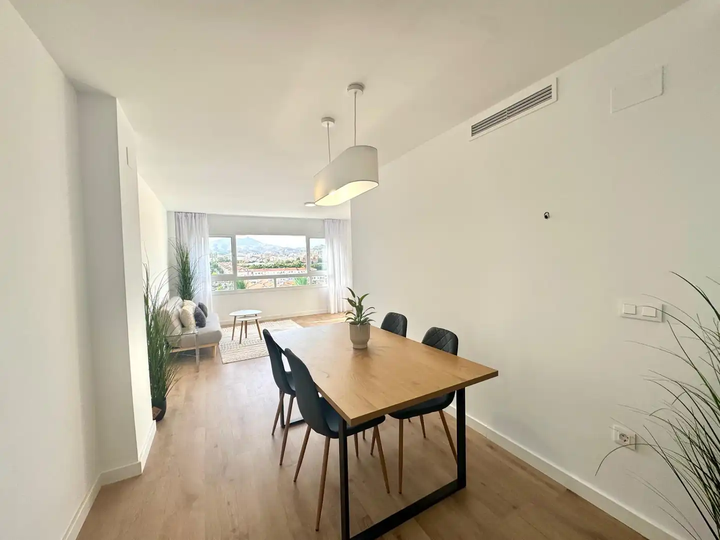 Dining room of Flat for sale in Málaga  with Heating and Furnished